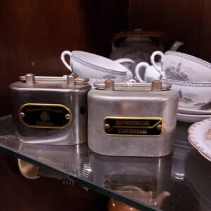 2 spaarpotjes van de Raiffeisenbank