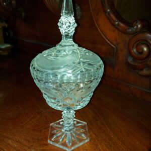 kristallen bonbonnière