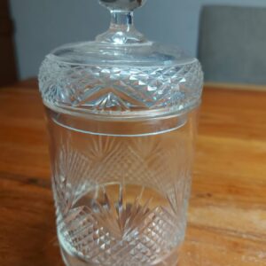 Antiek kristallen potje