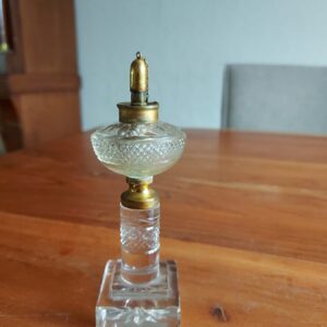 klein kristallen olielampje